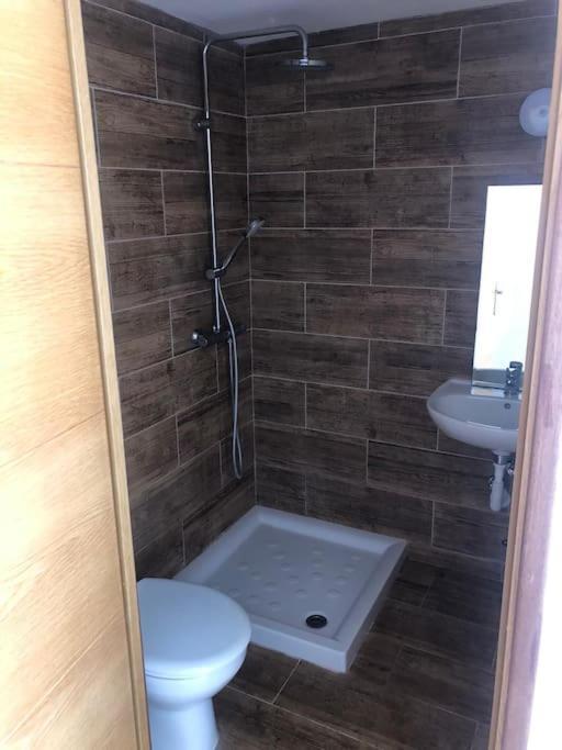 Gezellige Villa Met Prachtig Zicht En Zwembad 아로나 외부 사진