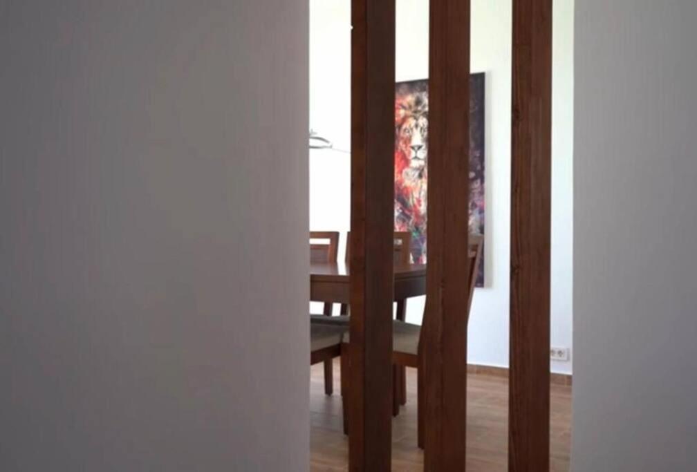 Gezellige Villa Met Prachtig Zicht En Zwembad 아로나 외부 사진