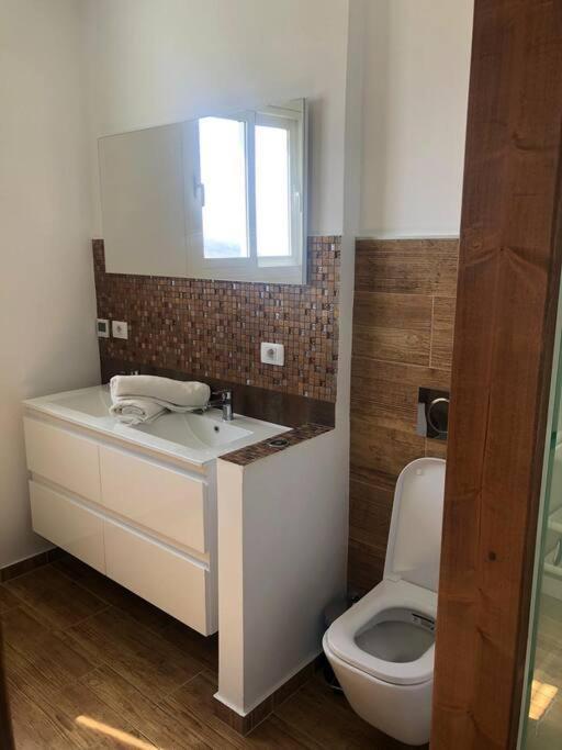 Gezellige Villa Met Prachtig Zicht En Zwembad 아로나 외부 사진